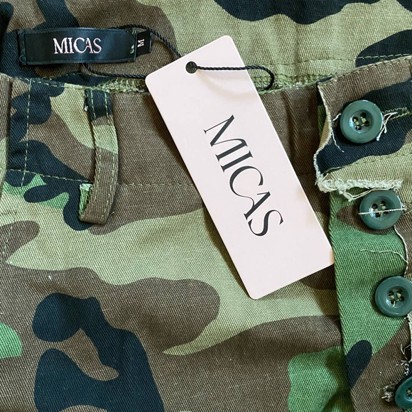 Mica's Camo Frayed Hem Cargo Skirt Olive SZ M NWT - Picture 10 of 13